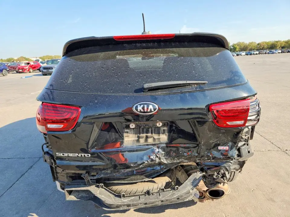 2020 KIA SORENTO LX  