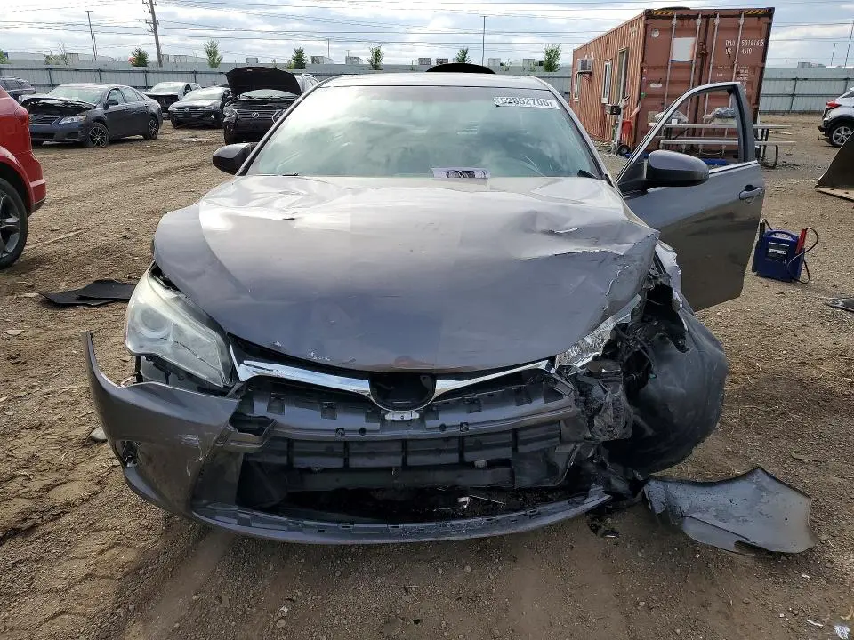 2015 TOYOTA CAMRY XLE  