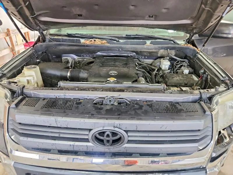 2014 TOYOTA TUNDRA CREWMAX SR5  