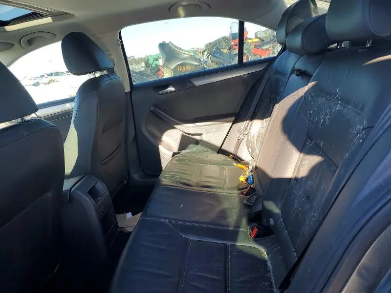 2015 VOLKSWAGEN JETTA SEL  