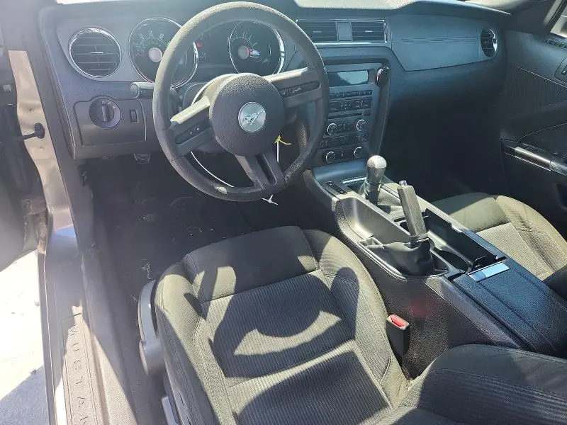 2010 FORD MUSTANG   