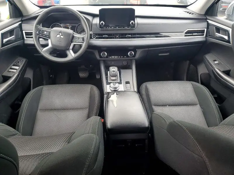 2022 MITSUBISHI OUTLANDER ES  