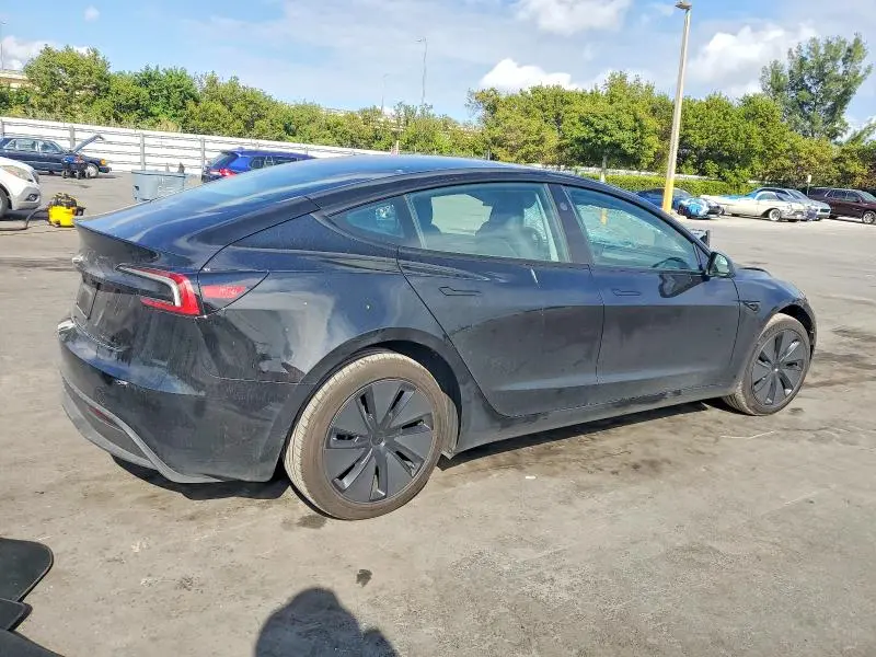 2025 TESLA MODEL 3   