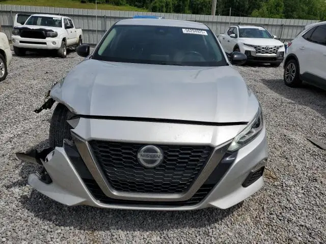 2021 NISSAN ALTIMA SR  