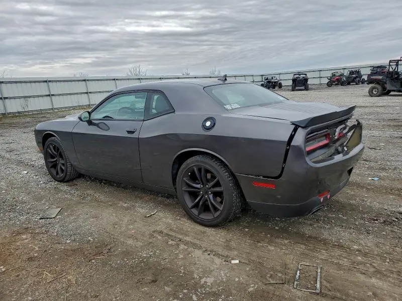 2016 DODGE CHALLENGER SXT  