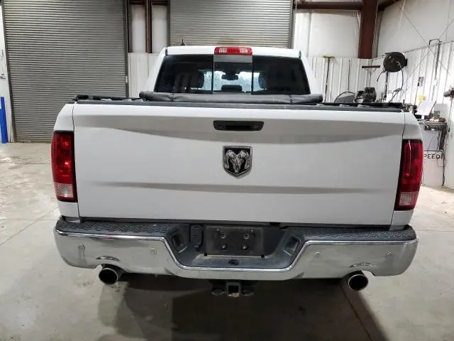 2016 RAM 1500 SLT  