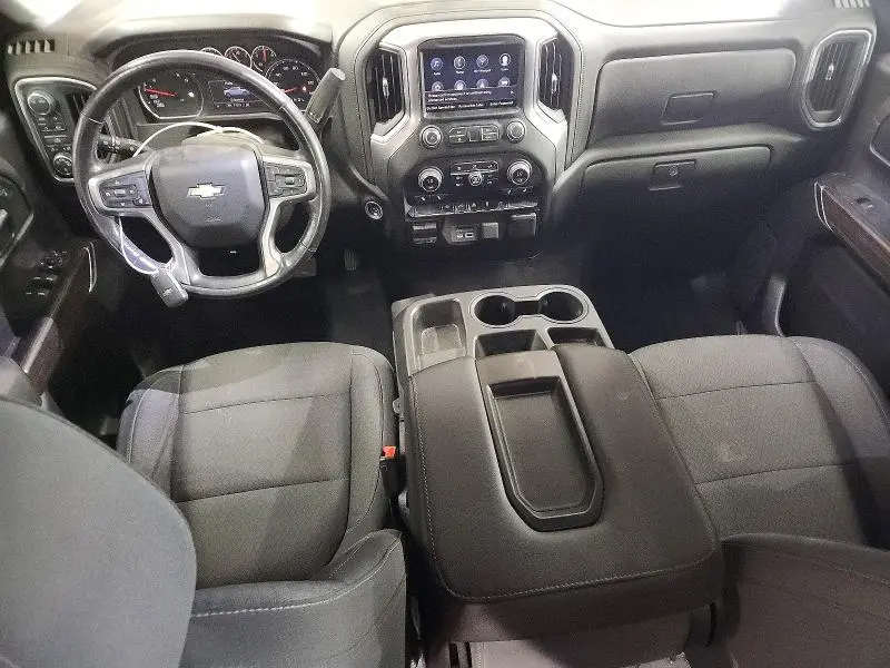 2020 CHEVROLET SILVERADO K1500 LT  