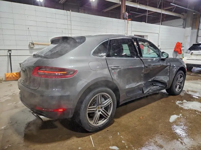 2015 PORSCHE MACAN S  