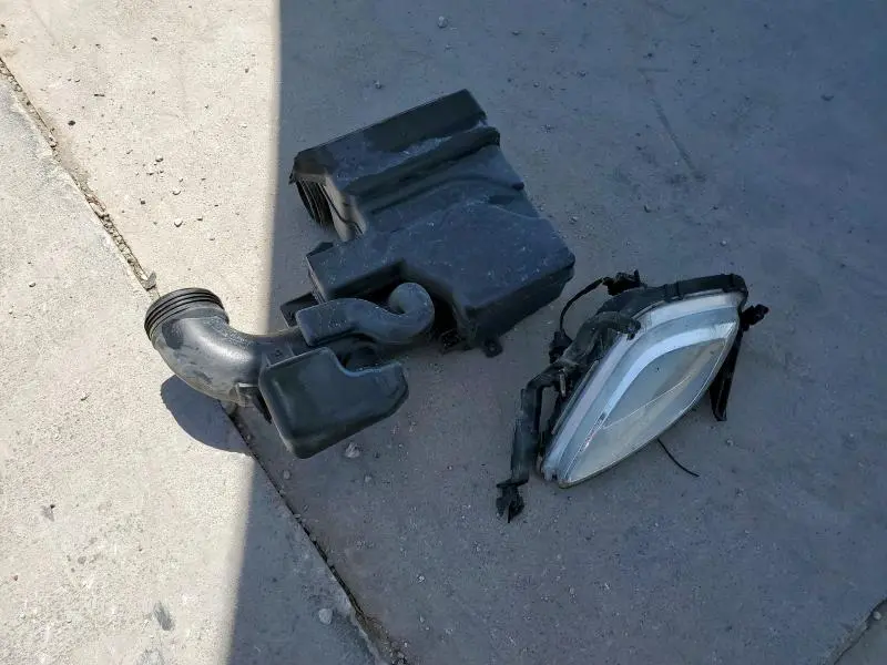 2011 HYUNDAI ELANTRA   