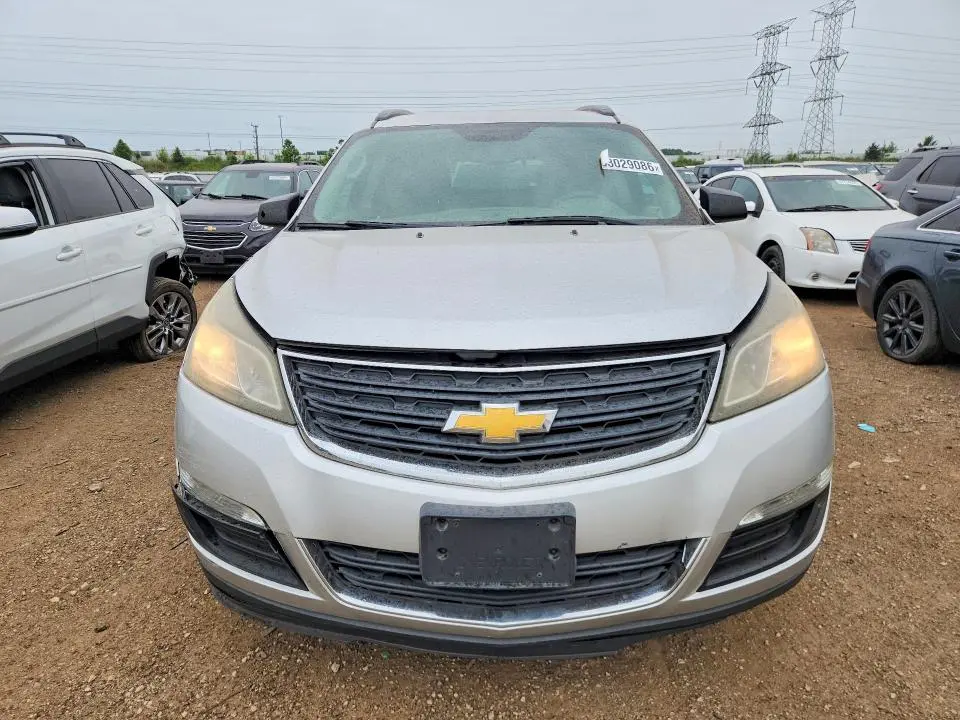 2014 CHEVROLET TRAVERSE LS  