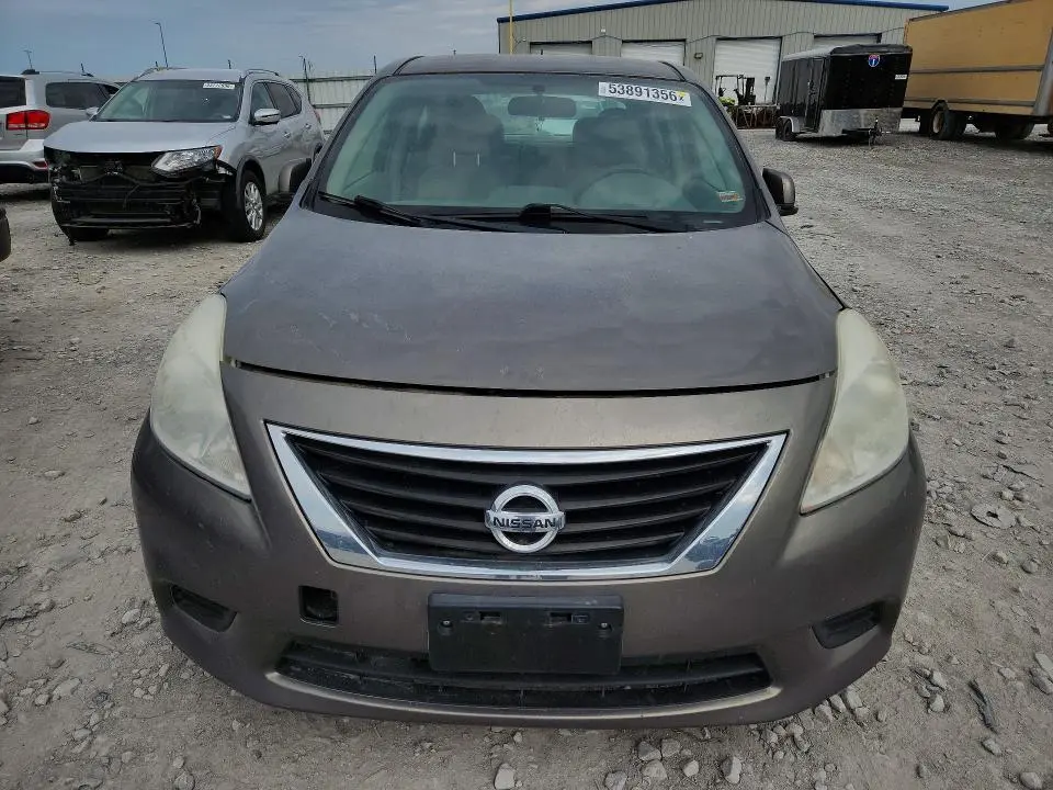 2014 NISSAN VERSA 1.6 SV  