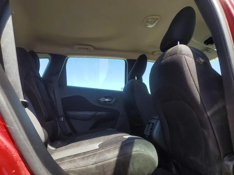 2015 JEEP CHEROKEE SPORT  