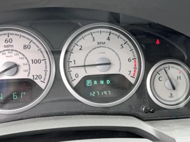 2010 CHRYSLER TOWN & COUNTRY TOURING  