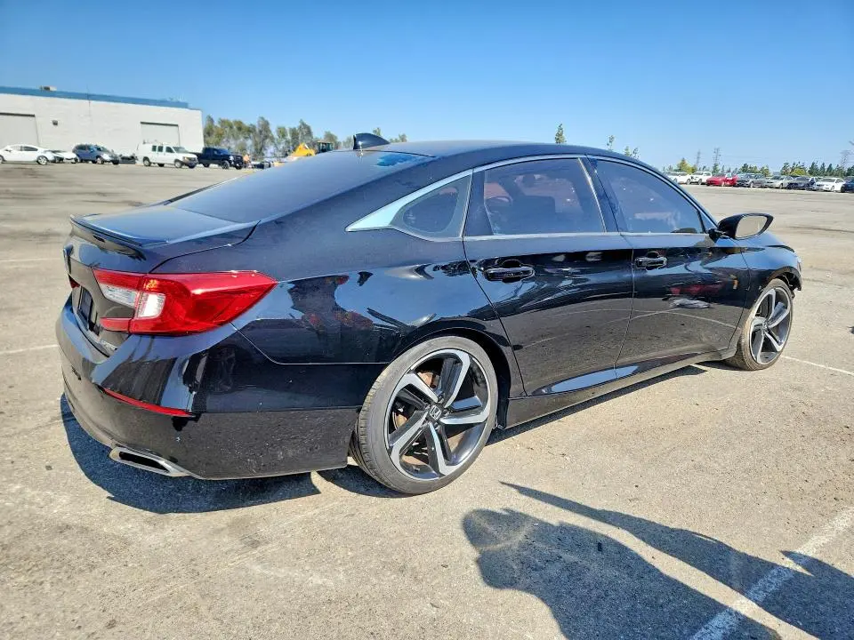 2020 HONDA ACCORD SPORT  