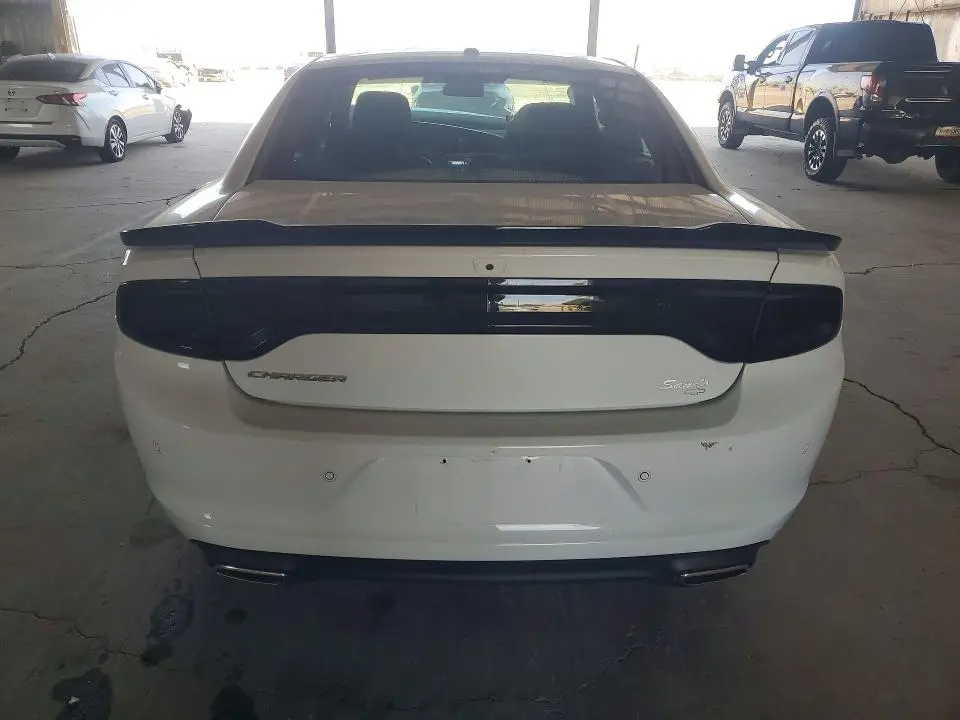 2022 DODGE CHARGER SXT  