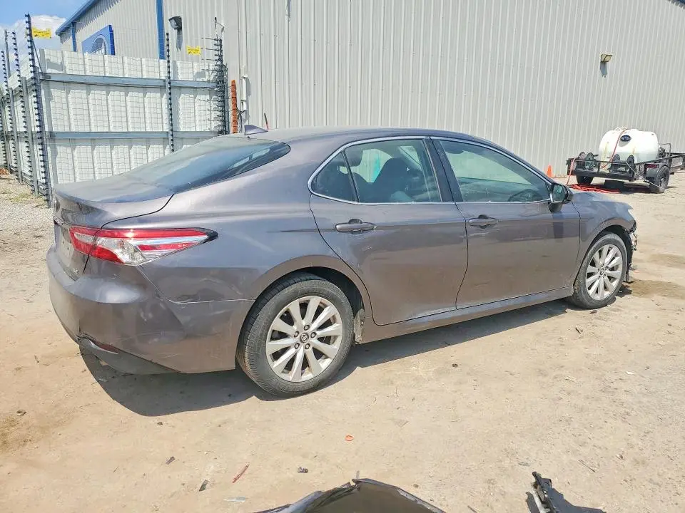 2019 TOYOTA CAMRY LE  