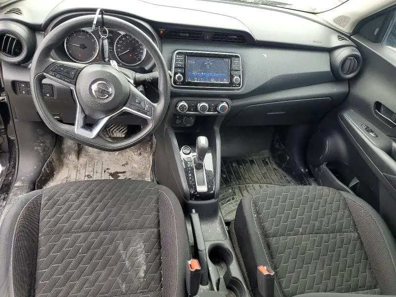 2021 NISSAN KICKS S  