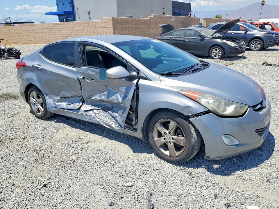 2023 HYUNDAI ELANTRA GLS  