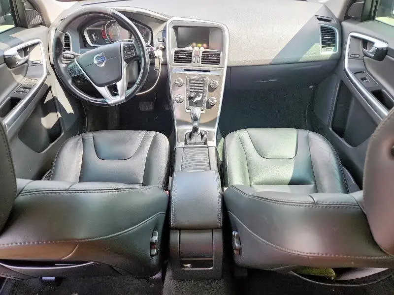 2015 VOLVO XC60 T5 PREMIER  