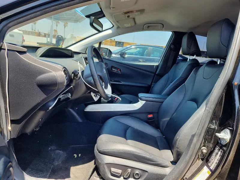 2016 TOYOTA PRIUS FOUR  