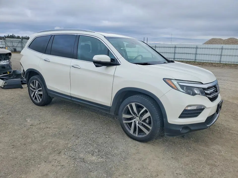 2017 HONDA PILOT TOURING  