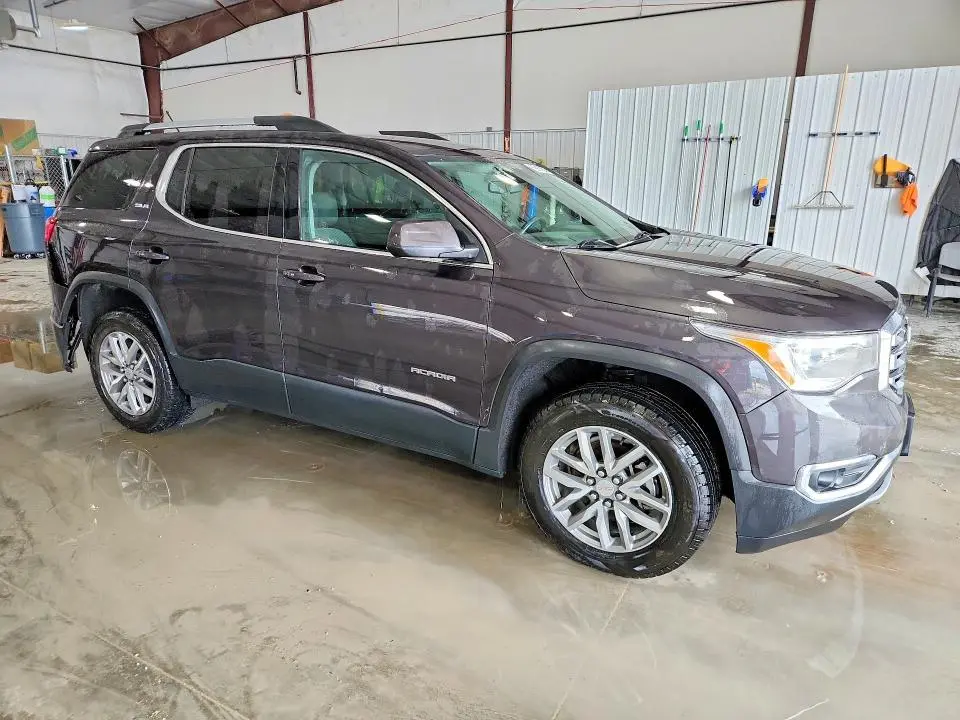 2017 GMC ACADIA SLE  
