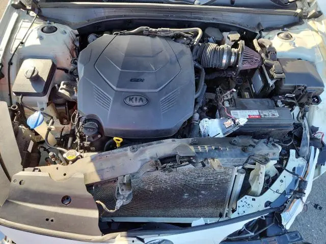 2017 KIA CADENZA PREMIUM  