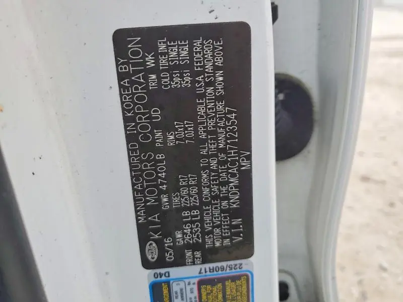 2017 KIA SPORTAGE LX  