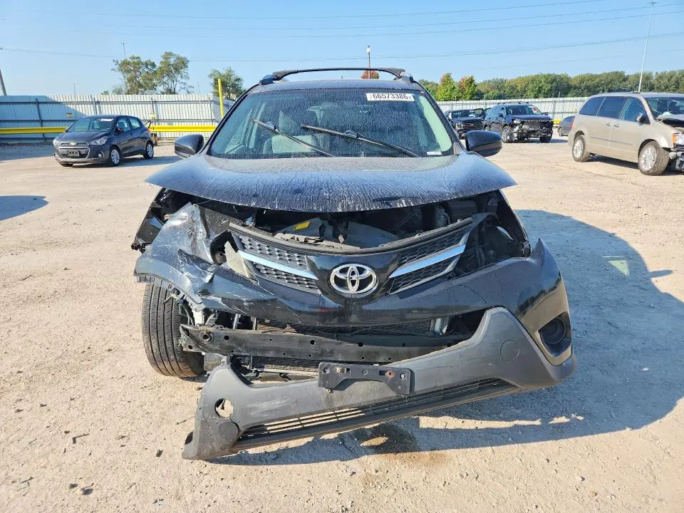 2013 TOYOTA RAV4 LE  