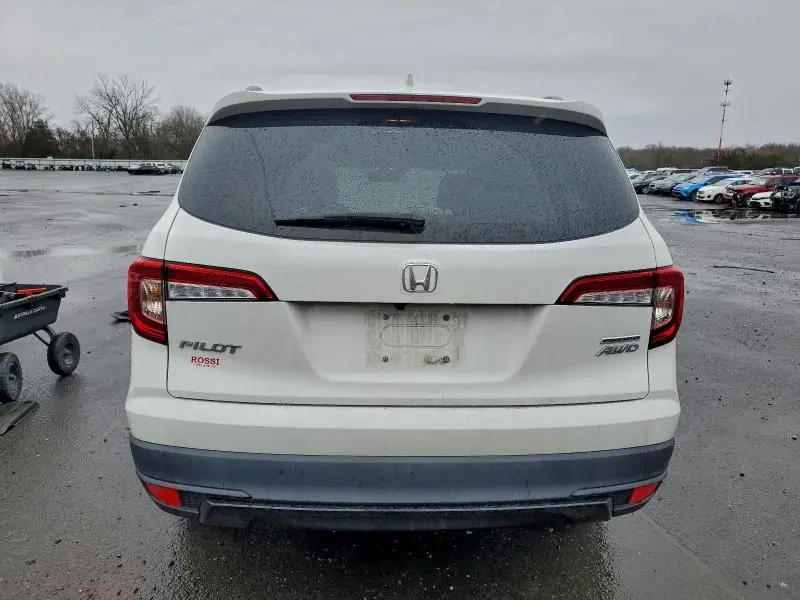2022 HONDA PILOT SE  