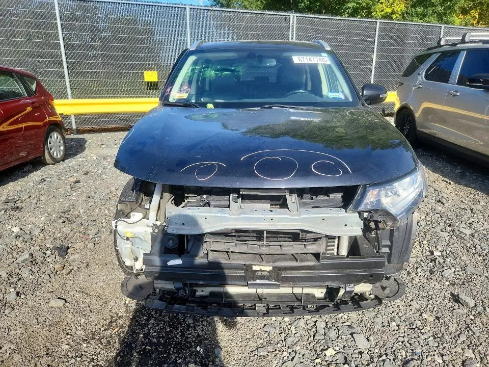 2019 MITSUBISHI OUTLANDER SE  