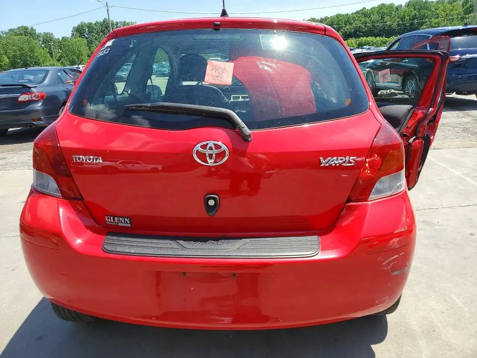 2010 TOYOTA YARIS BASE  