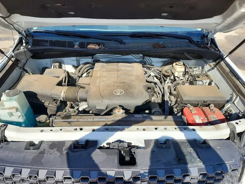 2018 TOYOTA TUNDRA SR5  