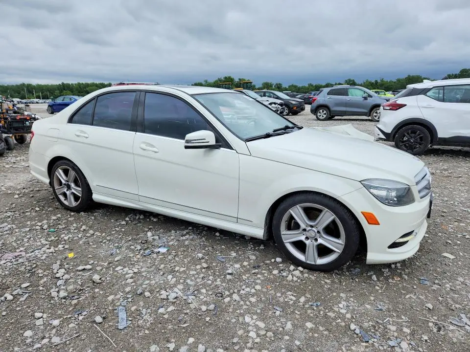 2011 MERCEDES-BENZ C 300 4MATIC  
