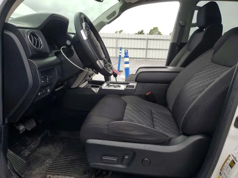 2021 TOYOTA TUNDRA SR5  