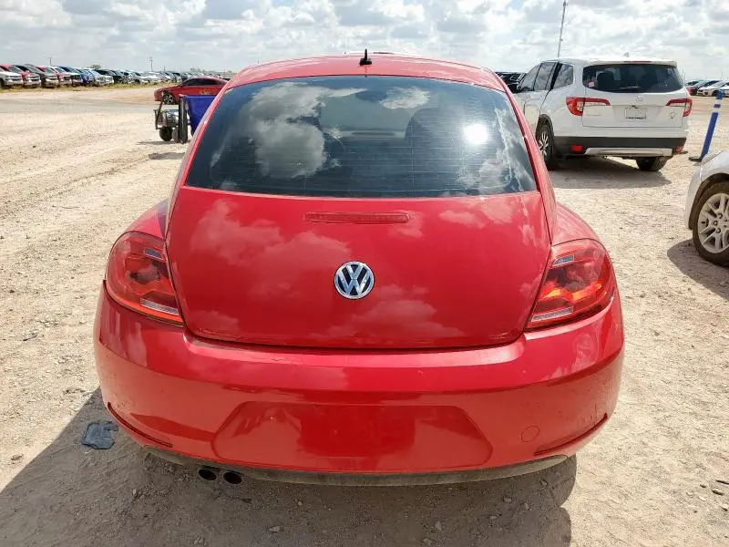 2013 VOLKSWAGEN BEETLE   