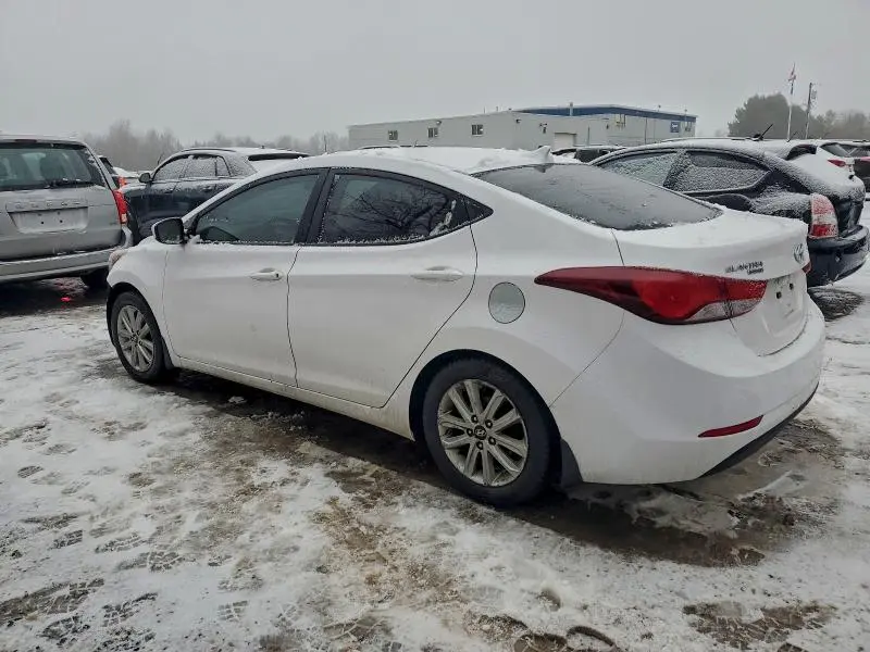 2015 HYUNDAI ELANTRA SE  