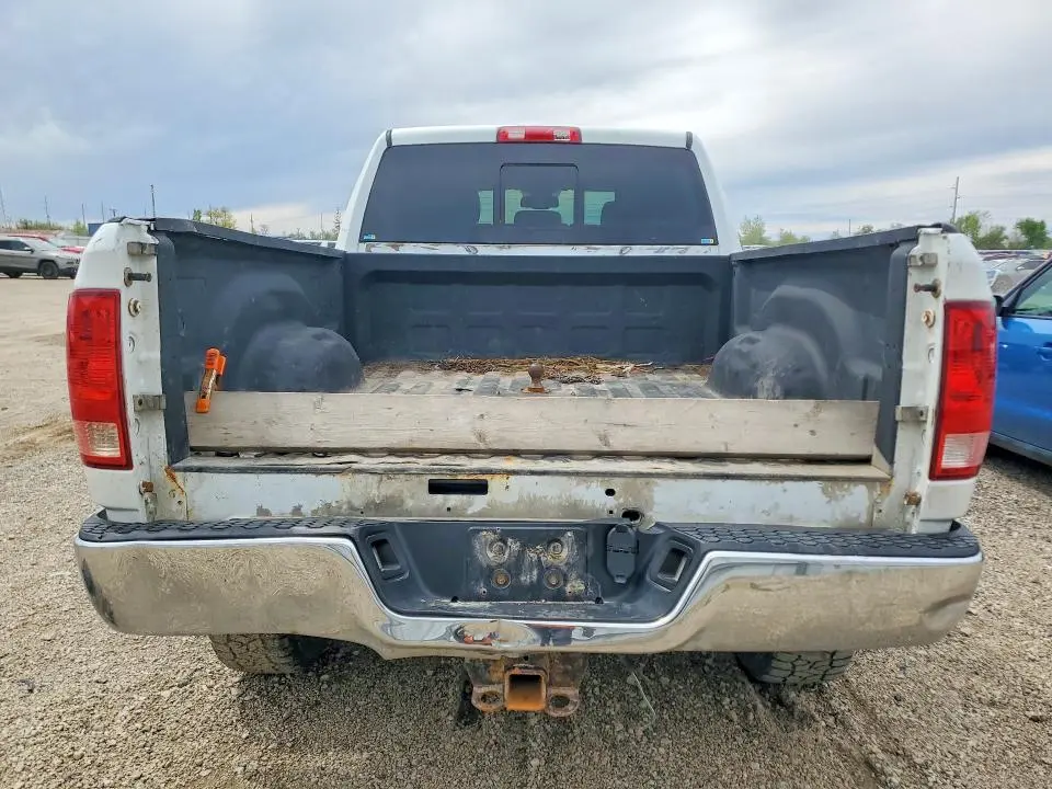 2013 RAM 2500 SLT  