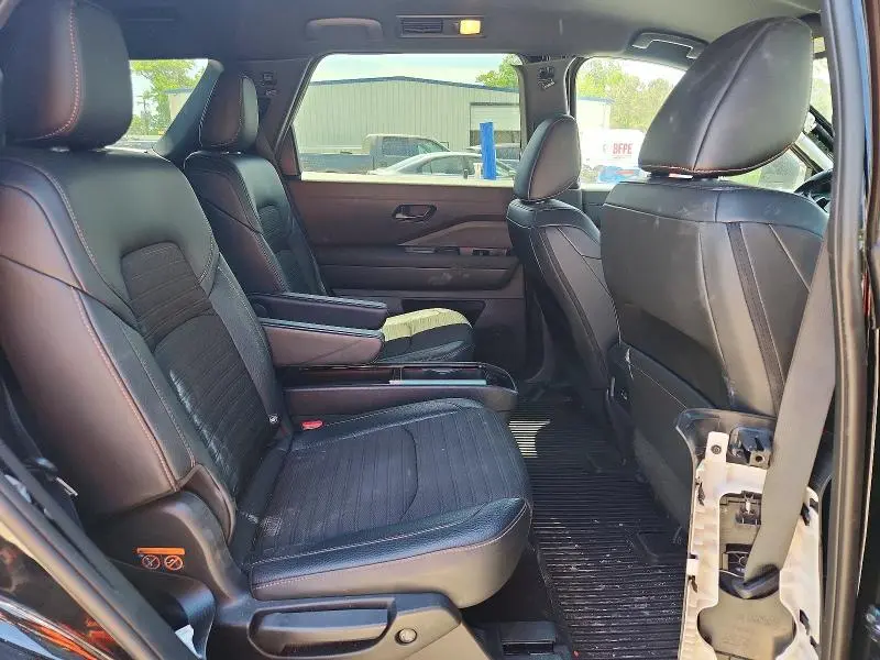 2025 NISSAN PATHFINDER ROCK CREEK  