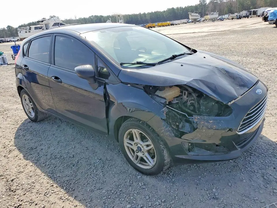 2018 FORD FIESTA SE  