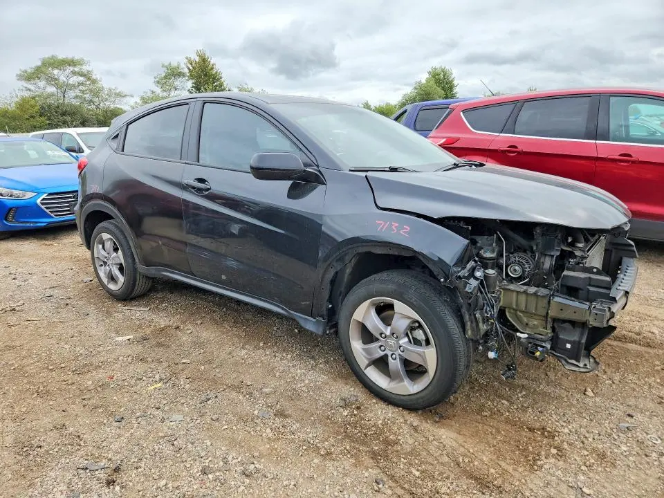 2022 HONDA HR-V LX  