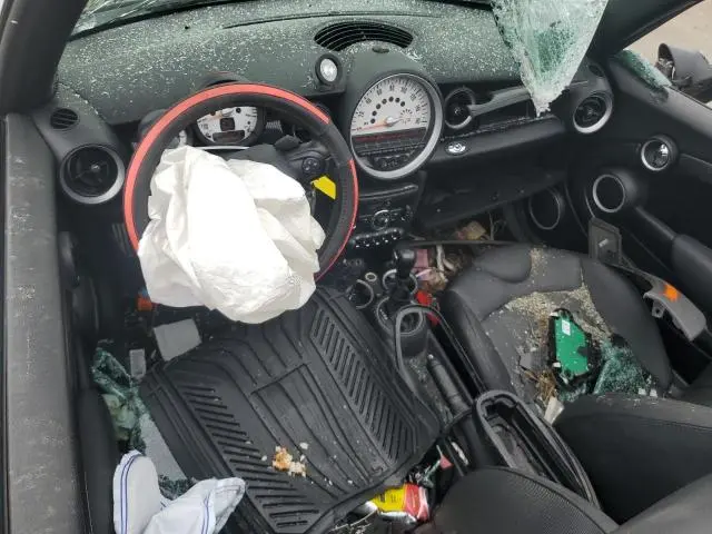 2014 MINI COOPER S