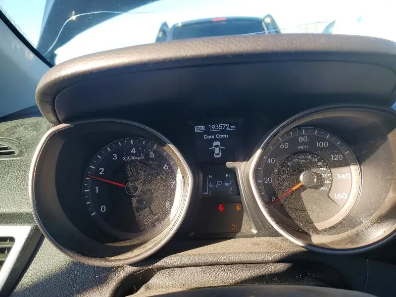 2013 HYUNDAI ELANTRA GT   