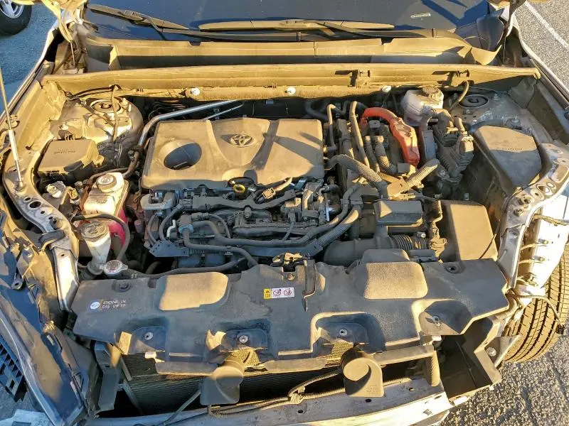 2021 TOYOTA VENZA LE  