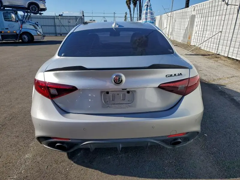 2019 ALFA ROMEO GIULIA TI  