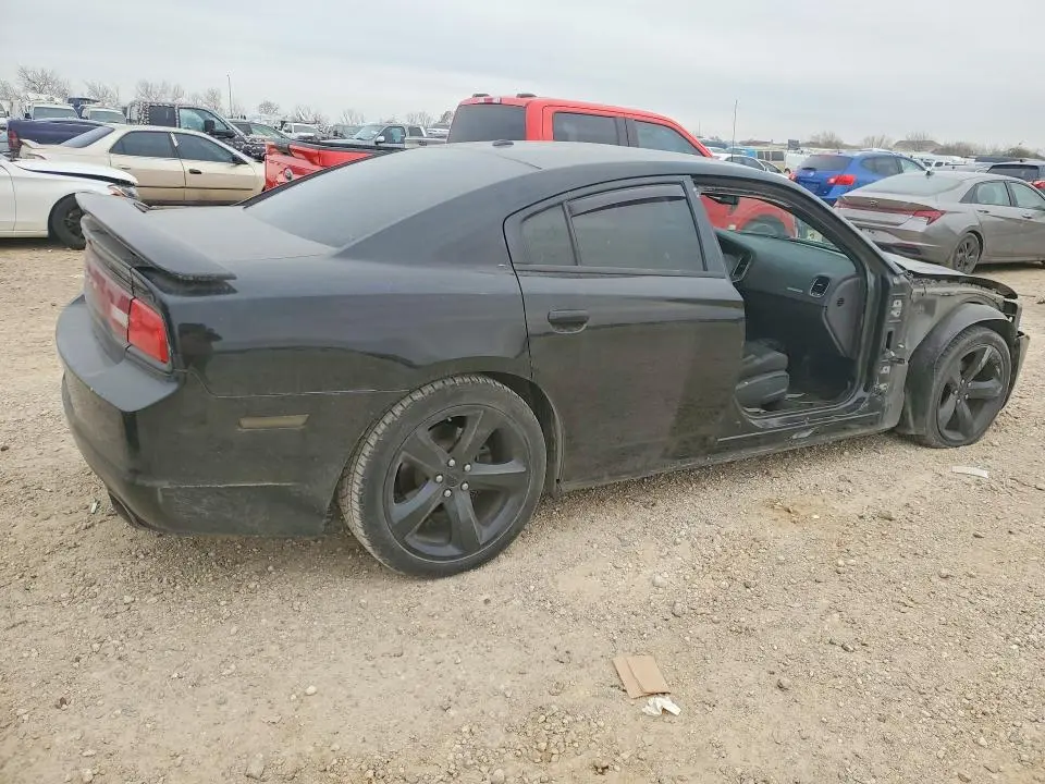 2013 DODGE CHARGER SXT  