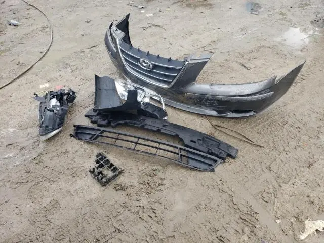 2010 HYUNDAI SONATA GLS  