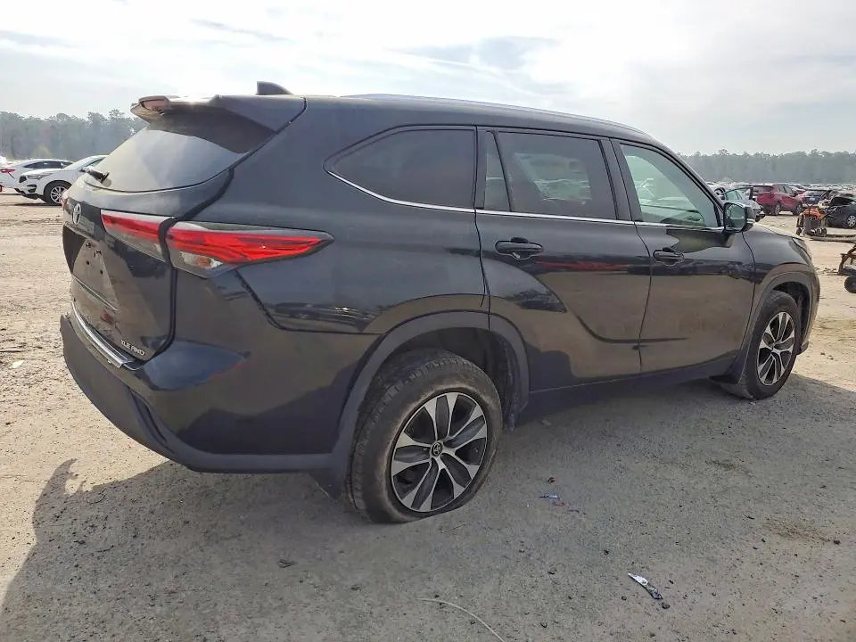 2020 TOYOTA HIGHLANDER   
