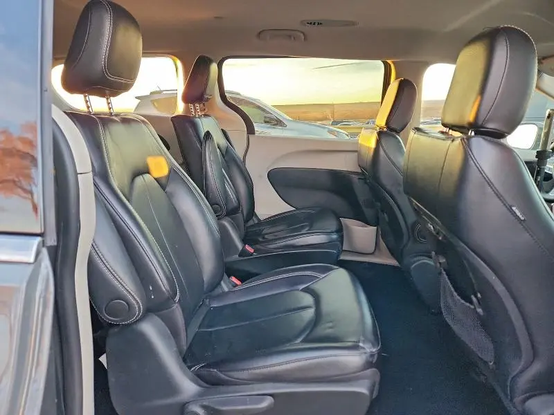 2022 CHRYSLER PACIFICA HYBRID TOURING L  