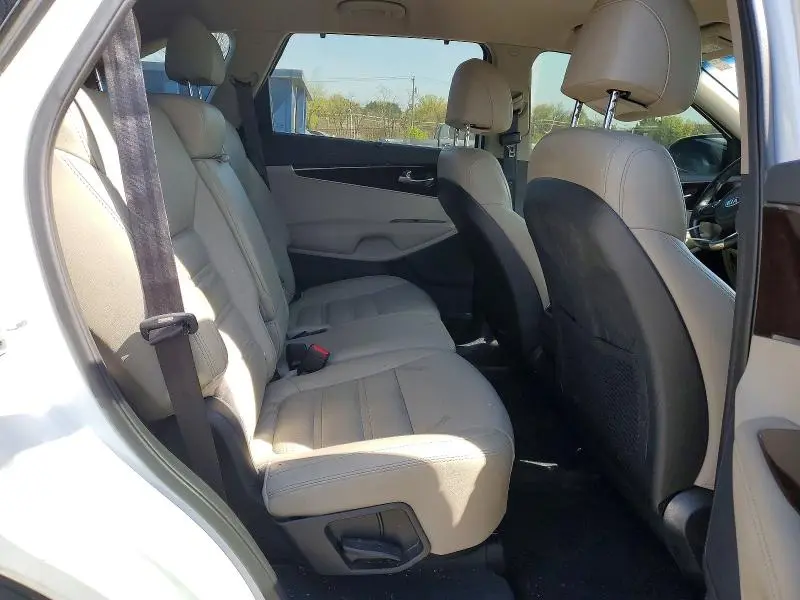 2017 KIA SORENTO EX V6  